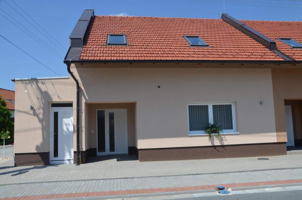 Apartmány Za Dvorem Velké Pavlovice Kültér fotó