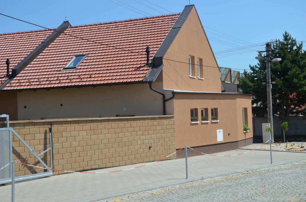 Apartmány Za Dvorem Velké Pavlovice Kültér fotó