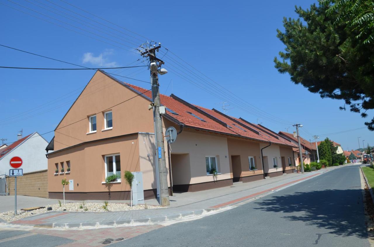 Apartmány Za Dvorem Velké Pavlovice Kültér fotó